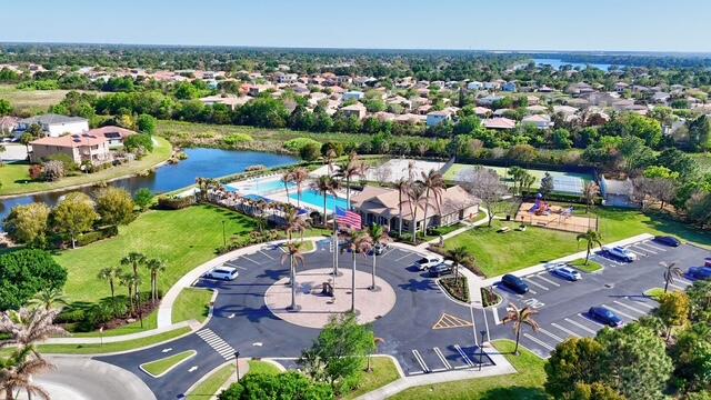 FOURTH  REPLAT OF PORTOFINO ISLES - Residential