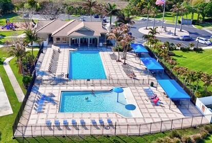 FOURTH  REPLAT OF PORTOFINO ISLES - Residential