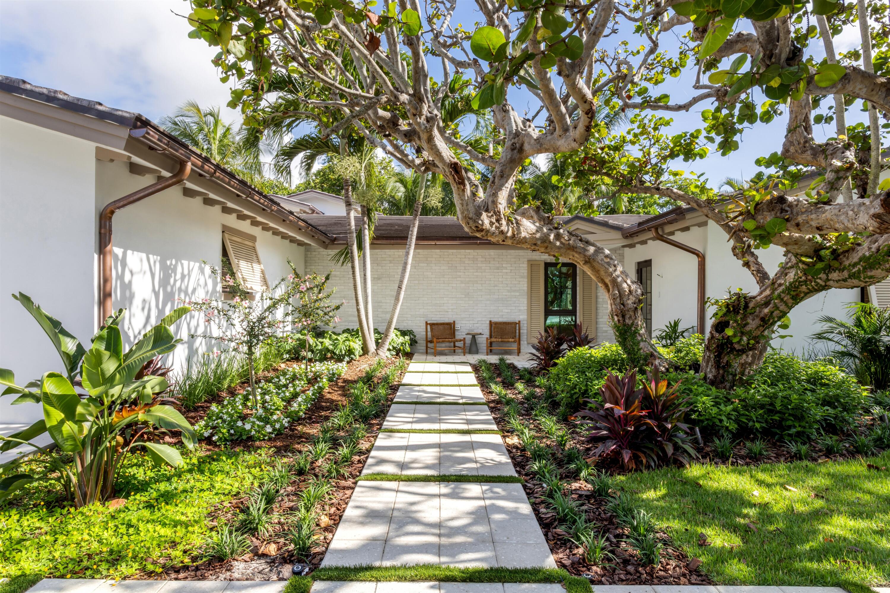 1125 Harbor Drive