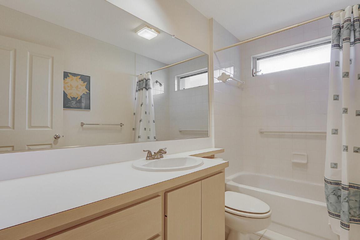 OAKS-SUNTERRACE 4 - Residential