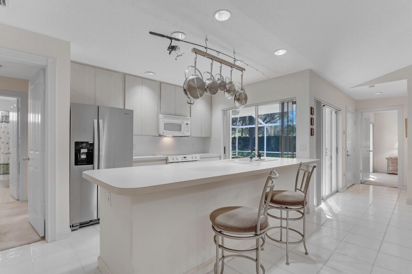 OAKS-SUNTERRACE 4 - Residential