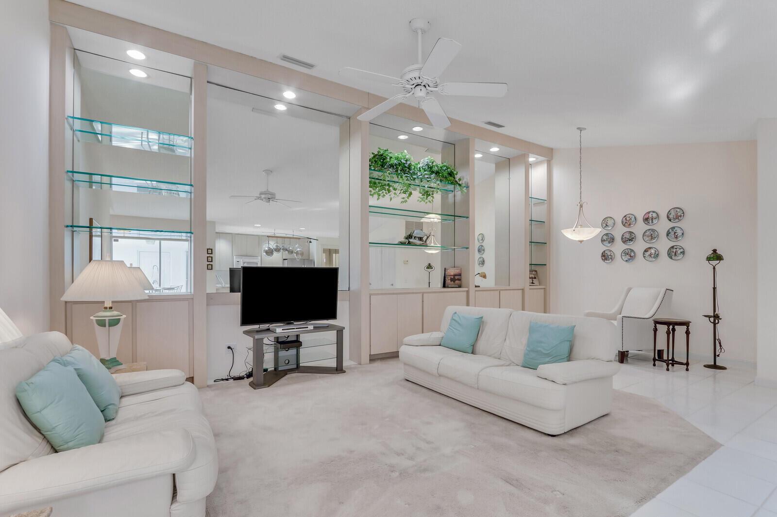 OAKS-SUNTERRACE 4 - Residential