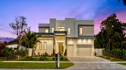 Tiny photo for 274 NE 3rd Court, Boca Raton, FL 33432 (MLS # B26016150)