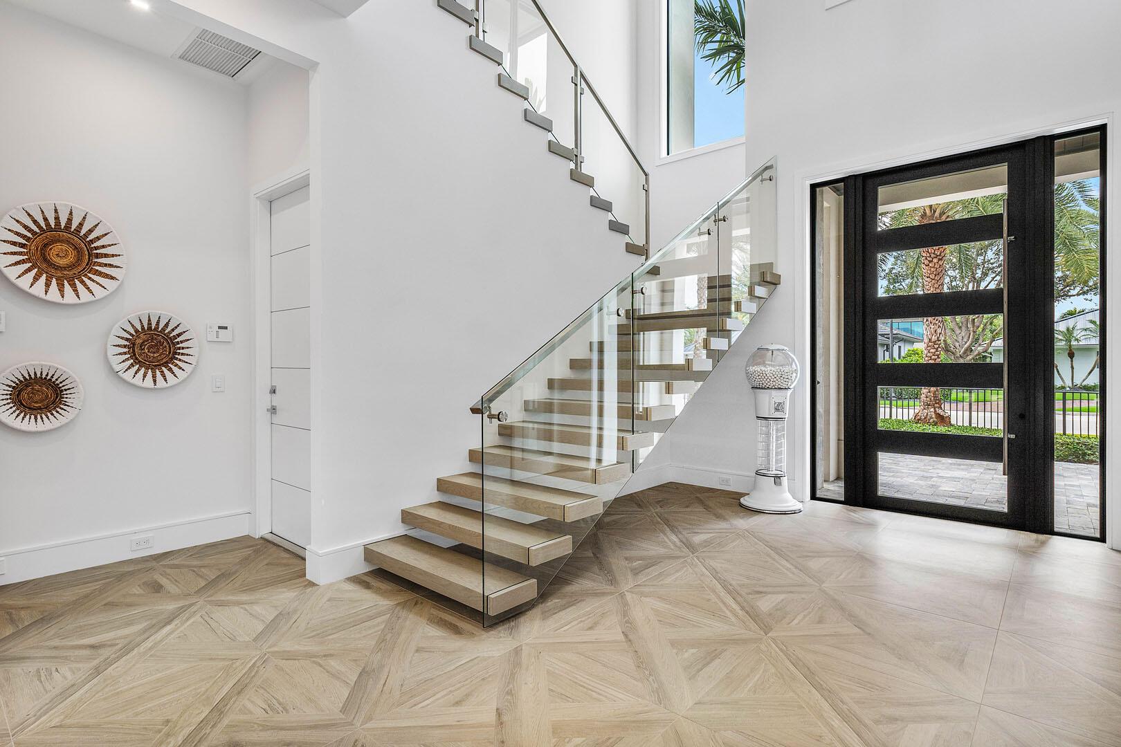 ROYAL PALM YACHT & COUNTR - Residential