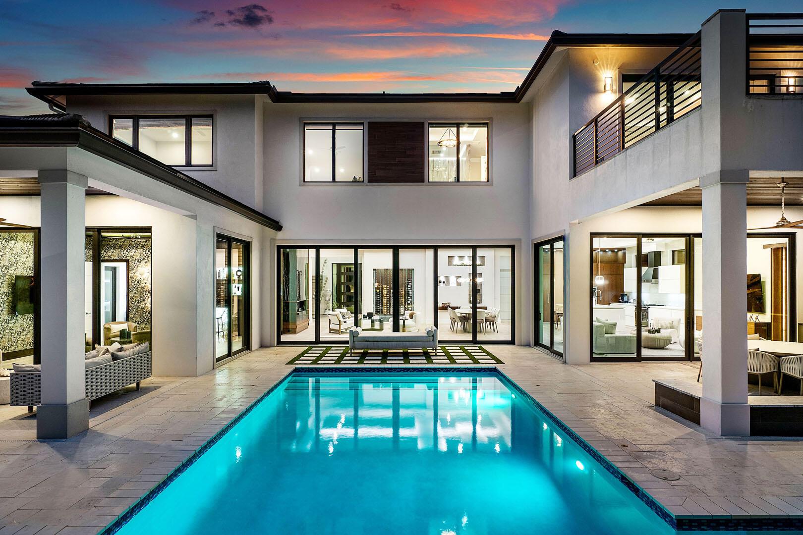 ROYAL PALM YACHT & COUNTR - Residential