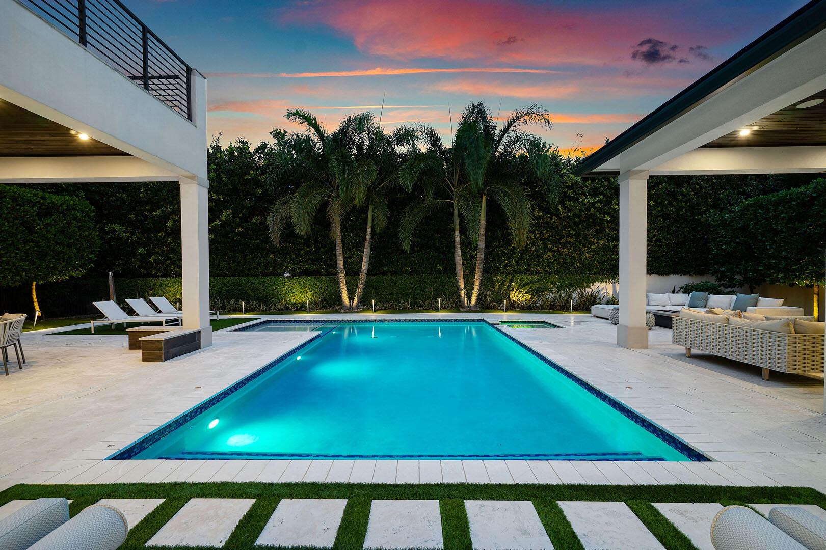 ROYAL PALM YACHT & COUNTR - Residential