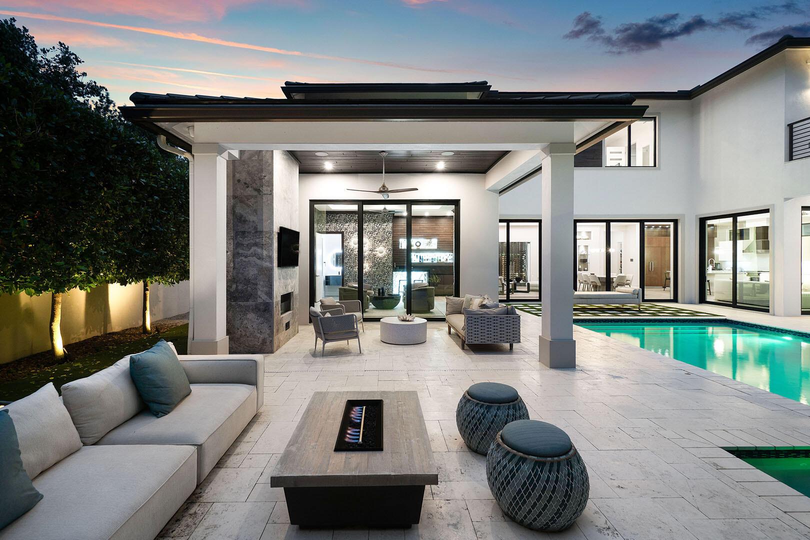 ROYAL PALM YACHT & COUNTR - Residential