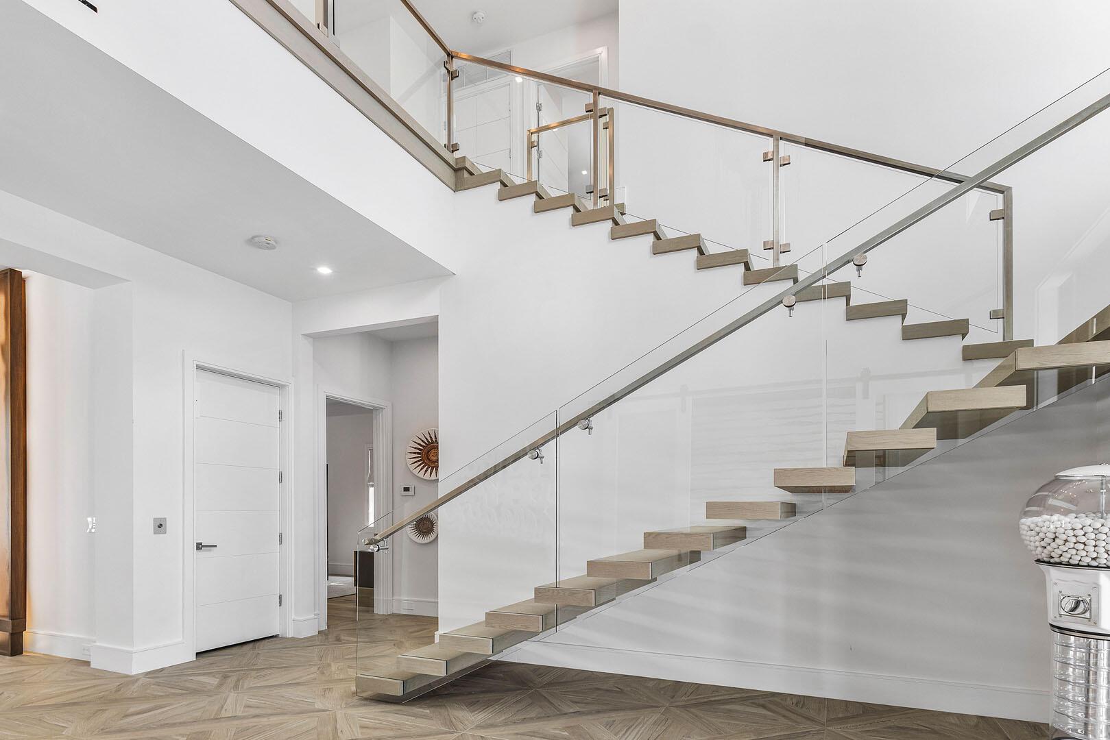 ROYAL PALM YACHT & COUNTR - Residential