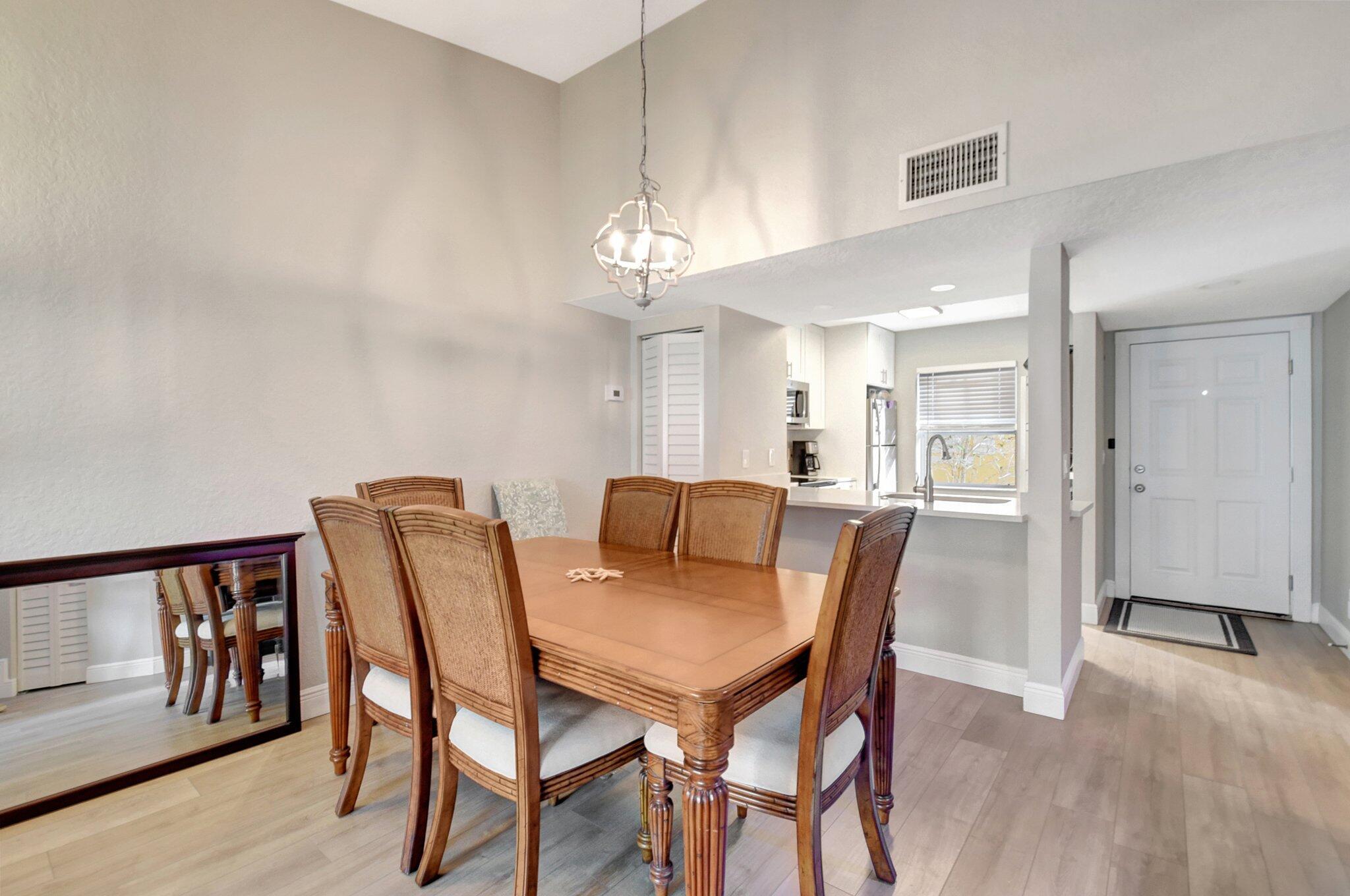 BAY REACH CONDO - Residential