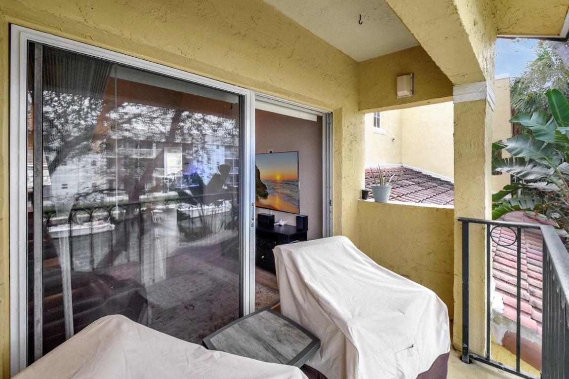 BAY REACH CONDO - Residential