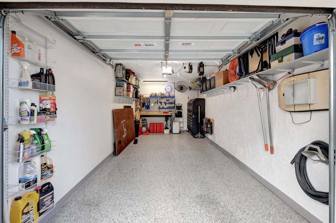 BAY REACH CONDO - Residential