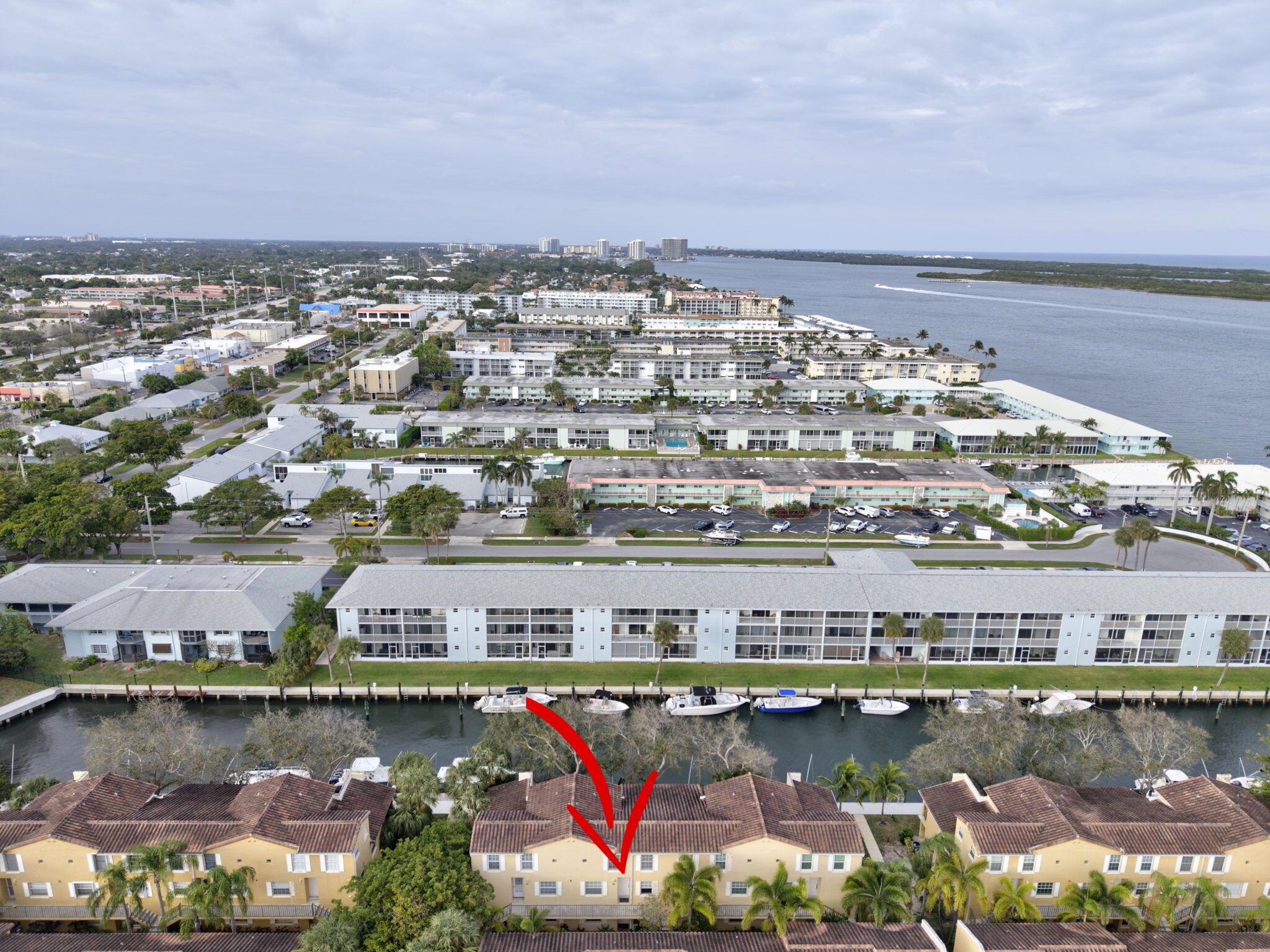 BAY REACH CONDO - Residential