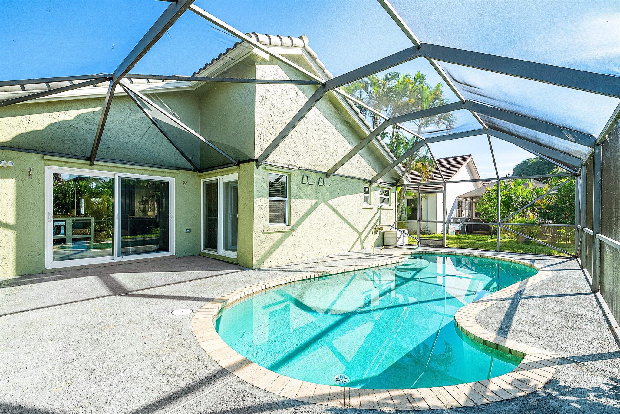 RAINBOW LAKES TR E - Residential