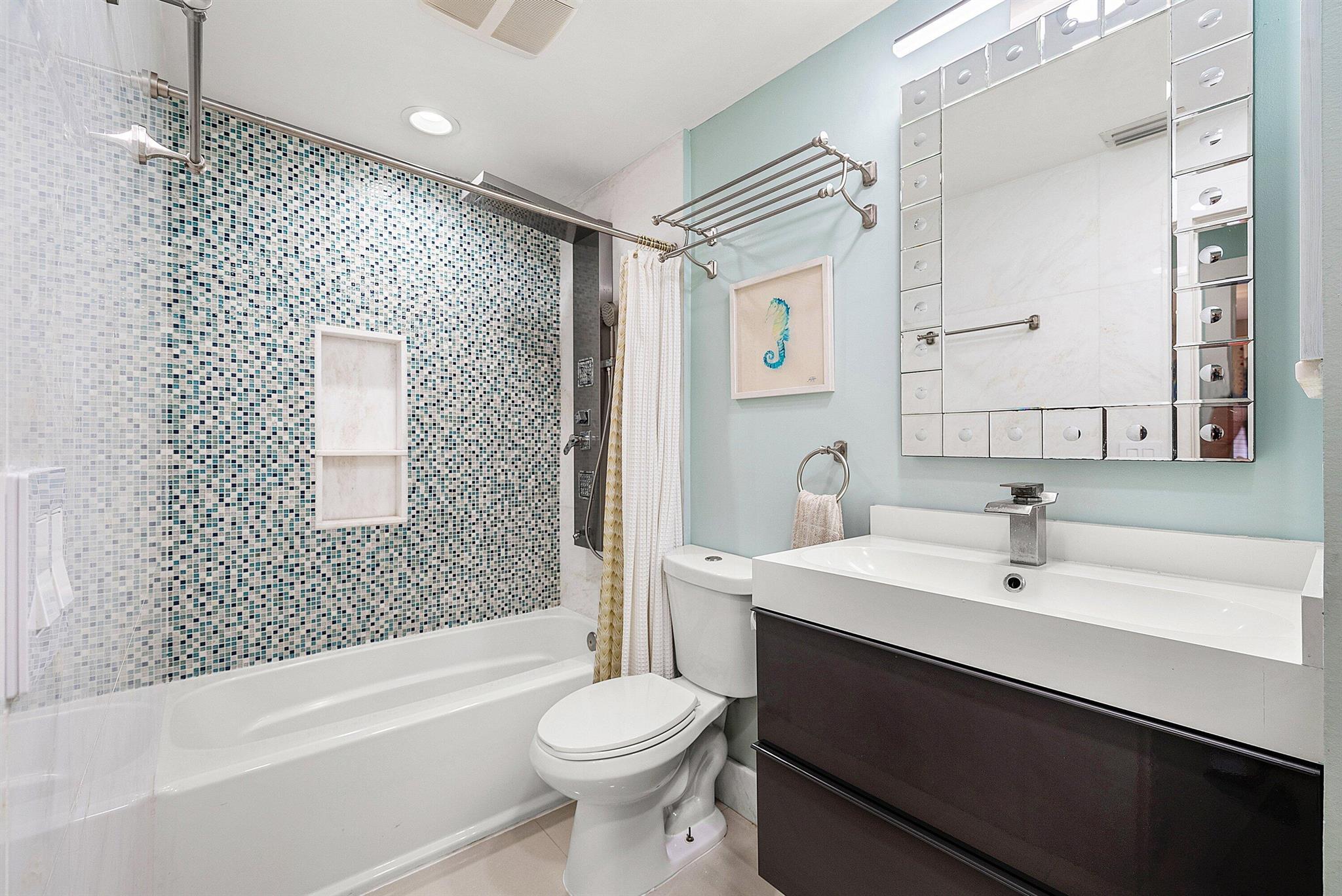 RAINBOW LAKES TR E - Residential