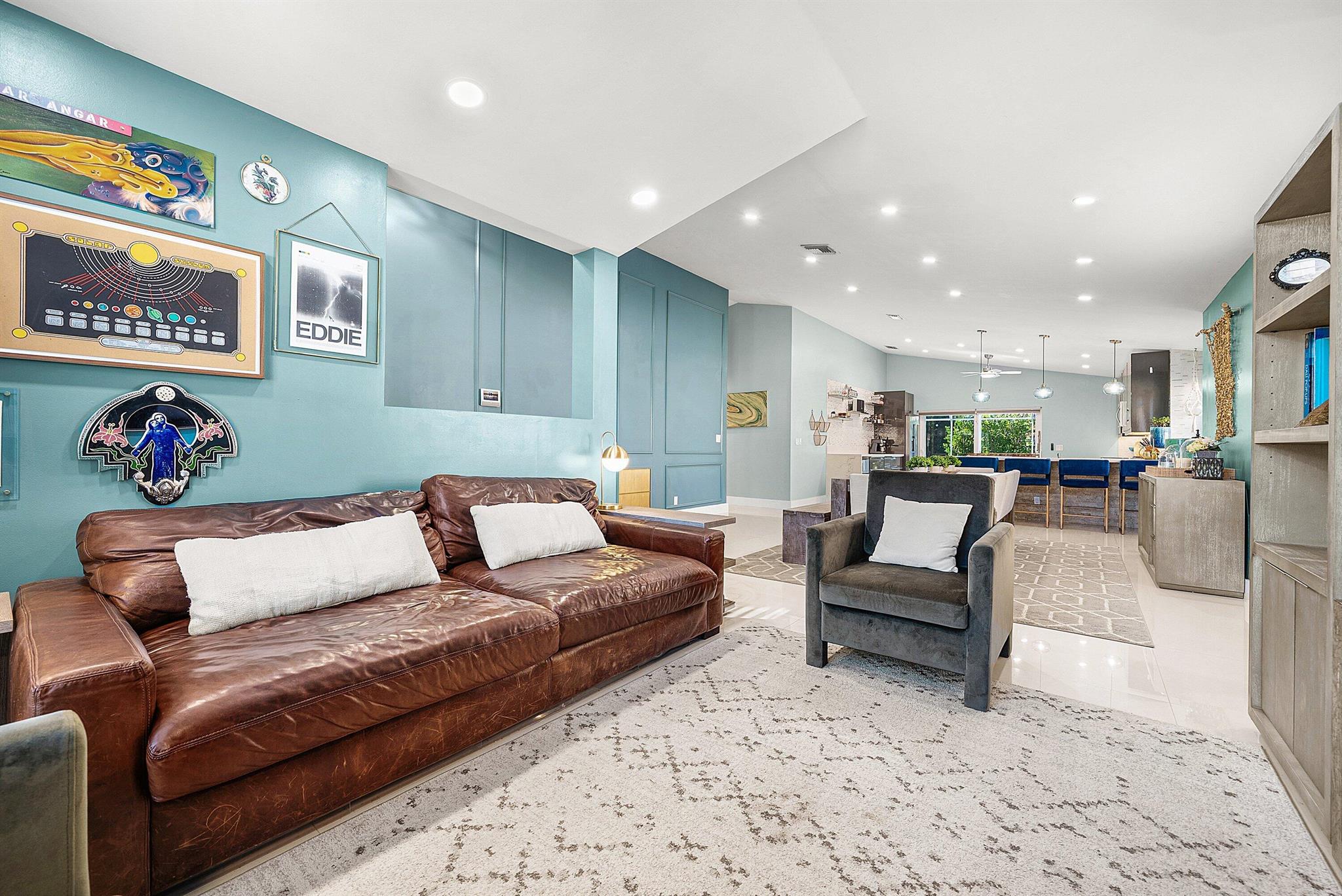 RAINBOW LAKES TR E - Residential