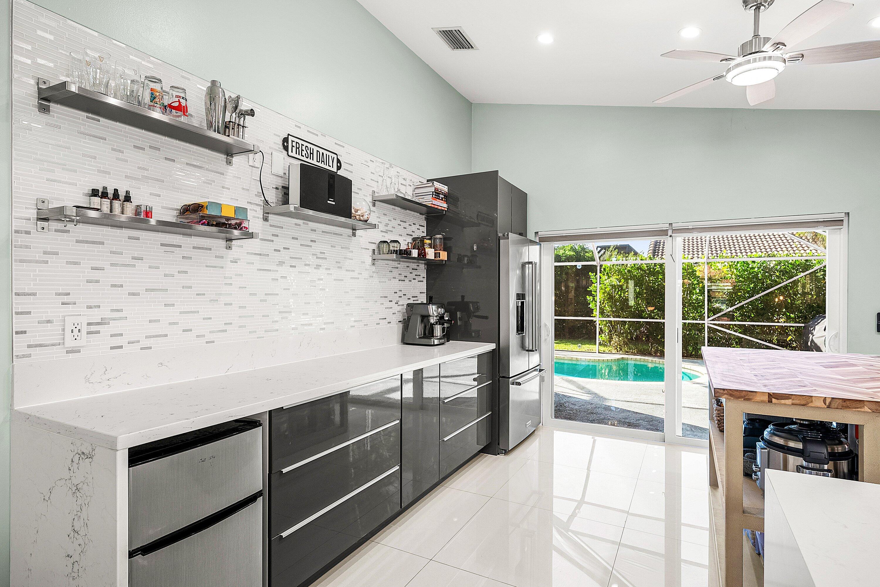 RAINBOW LAKES TR E - Residential