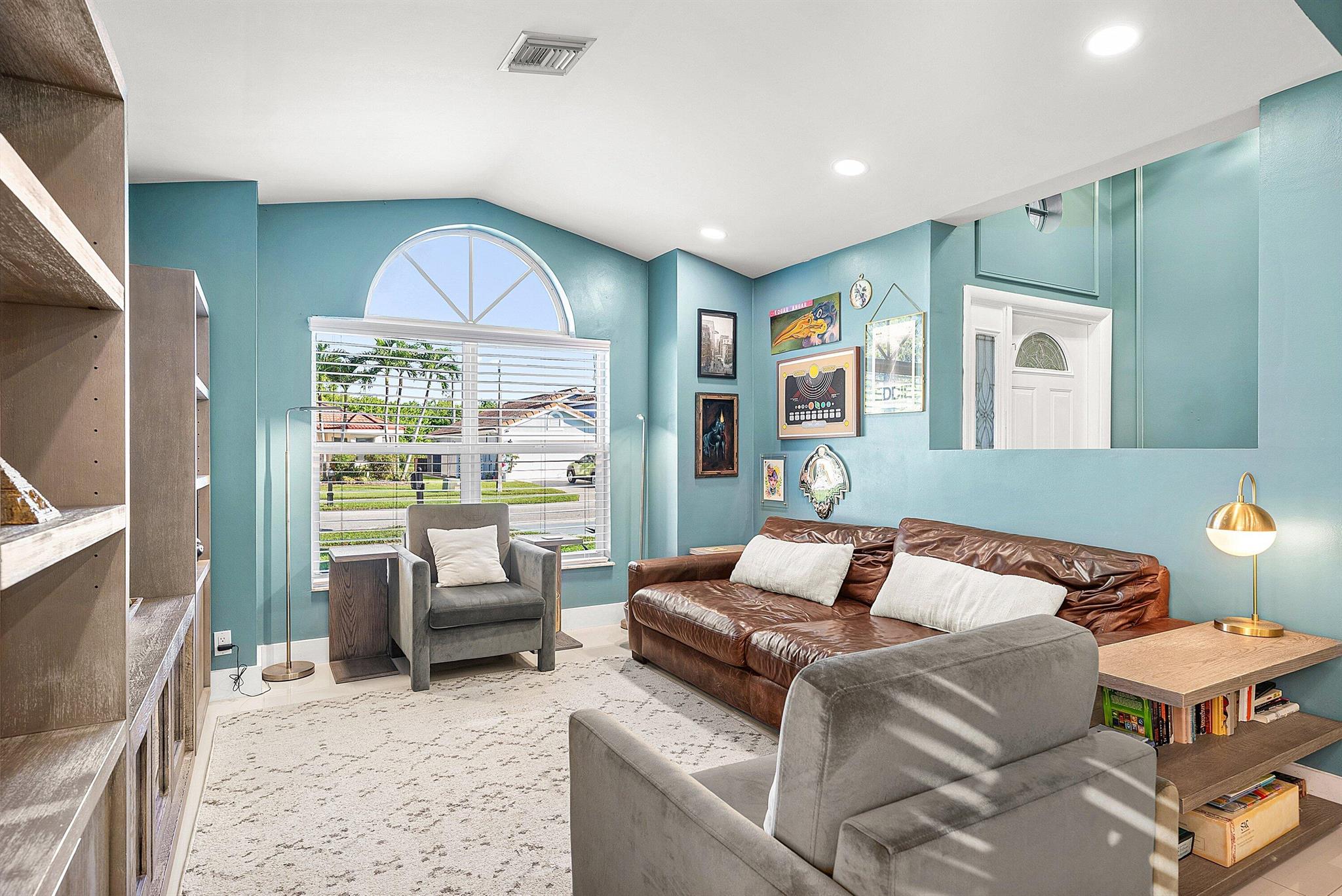 RAINBOW LAKES TR E - Residential