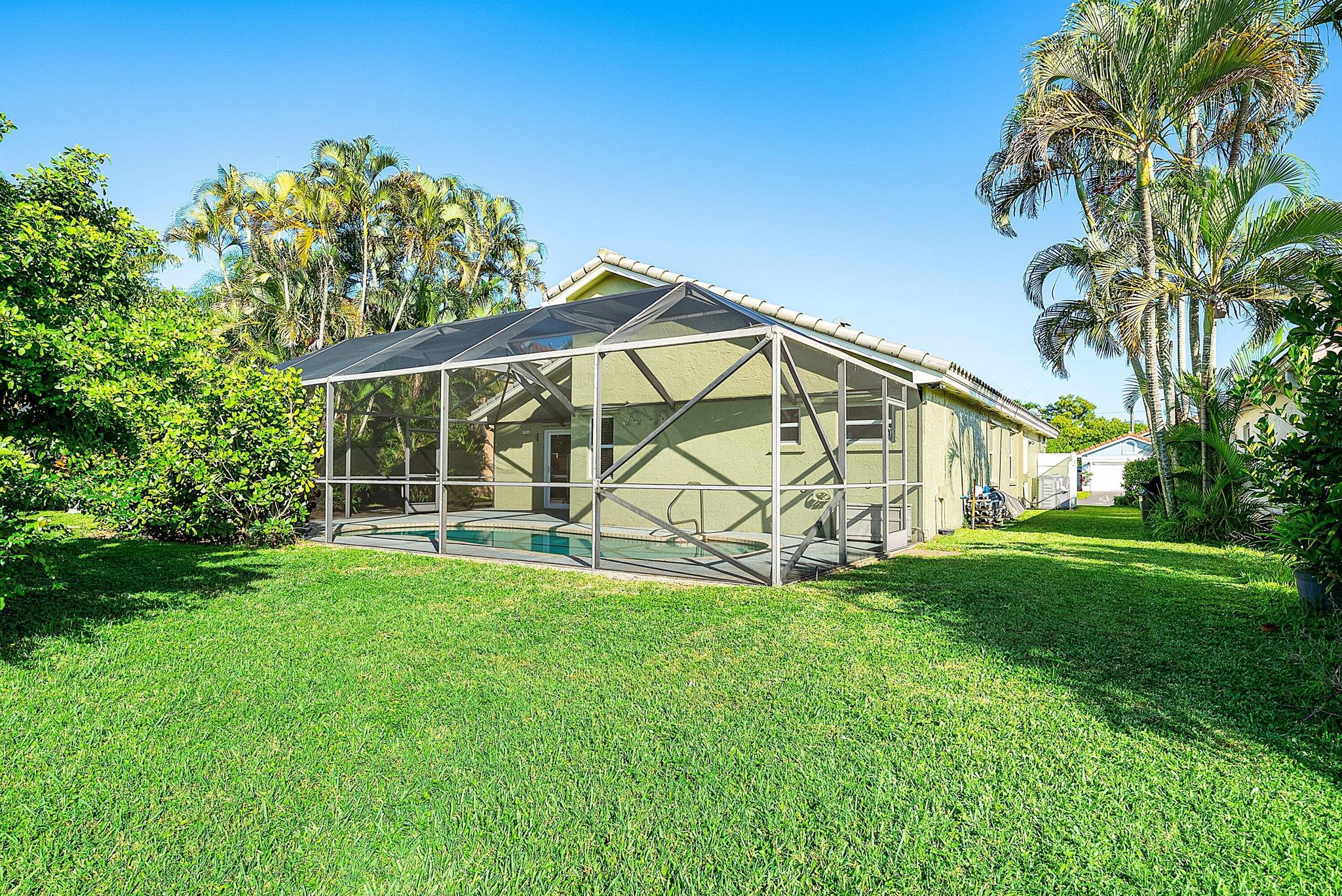 RAINBOW LAKES TR E - Residential