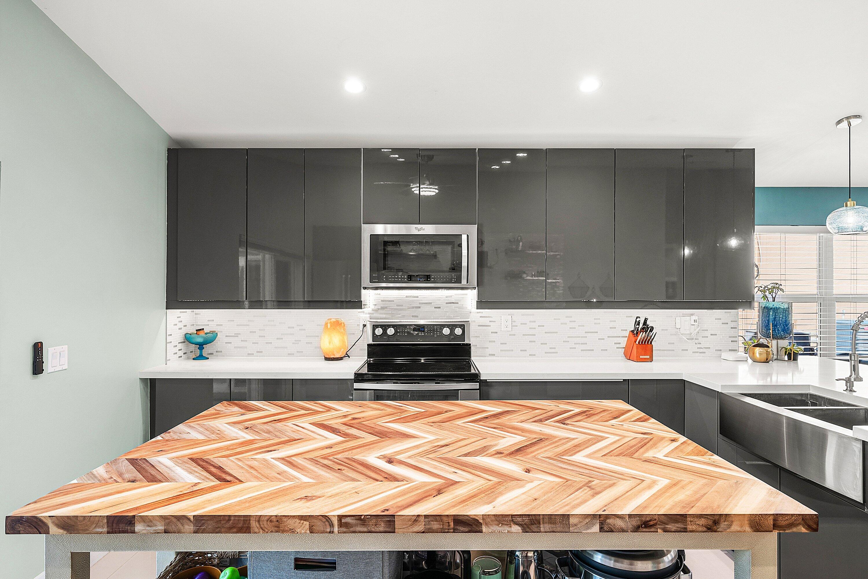 RAINBOW LAKES TR E - Residential