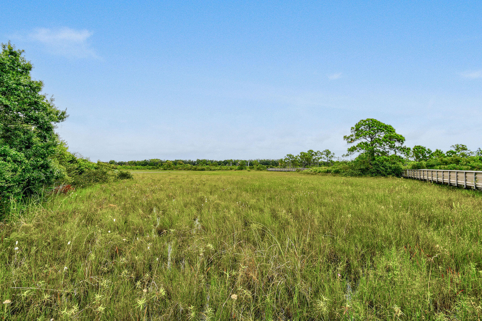 SANDPIPER COVE AT BOTANICA CONDO - Residential