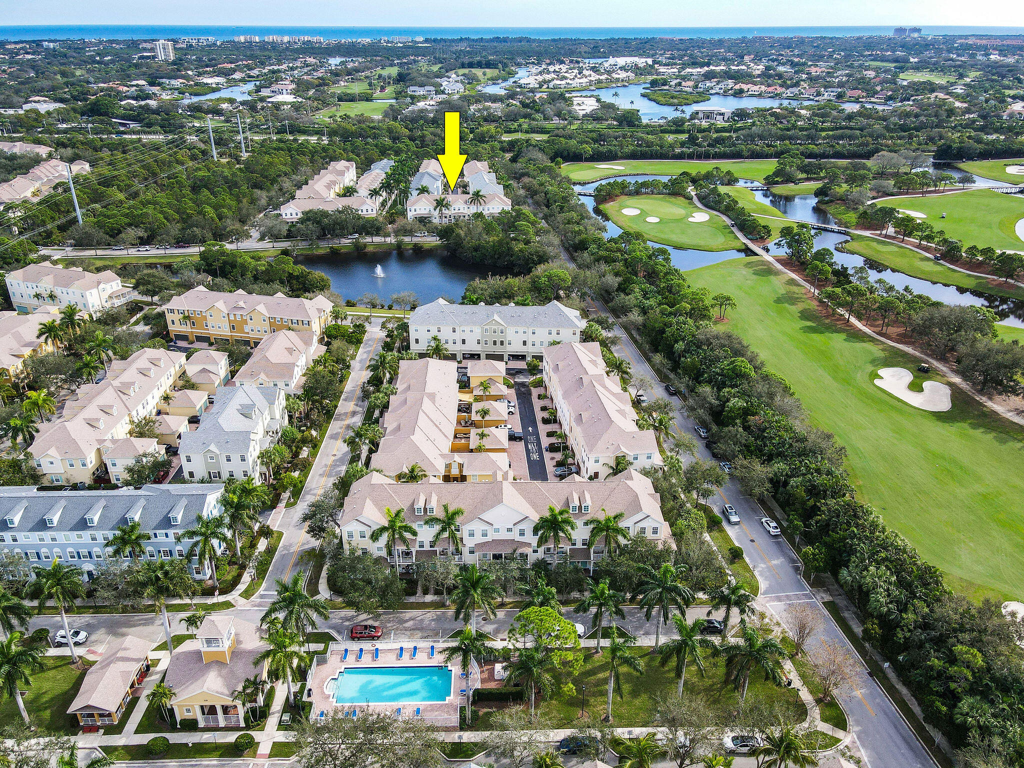 SANDPIPER COVE AT BOTANICA CONDO - Residential