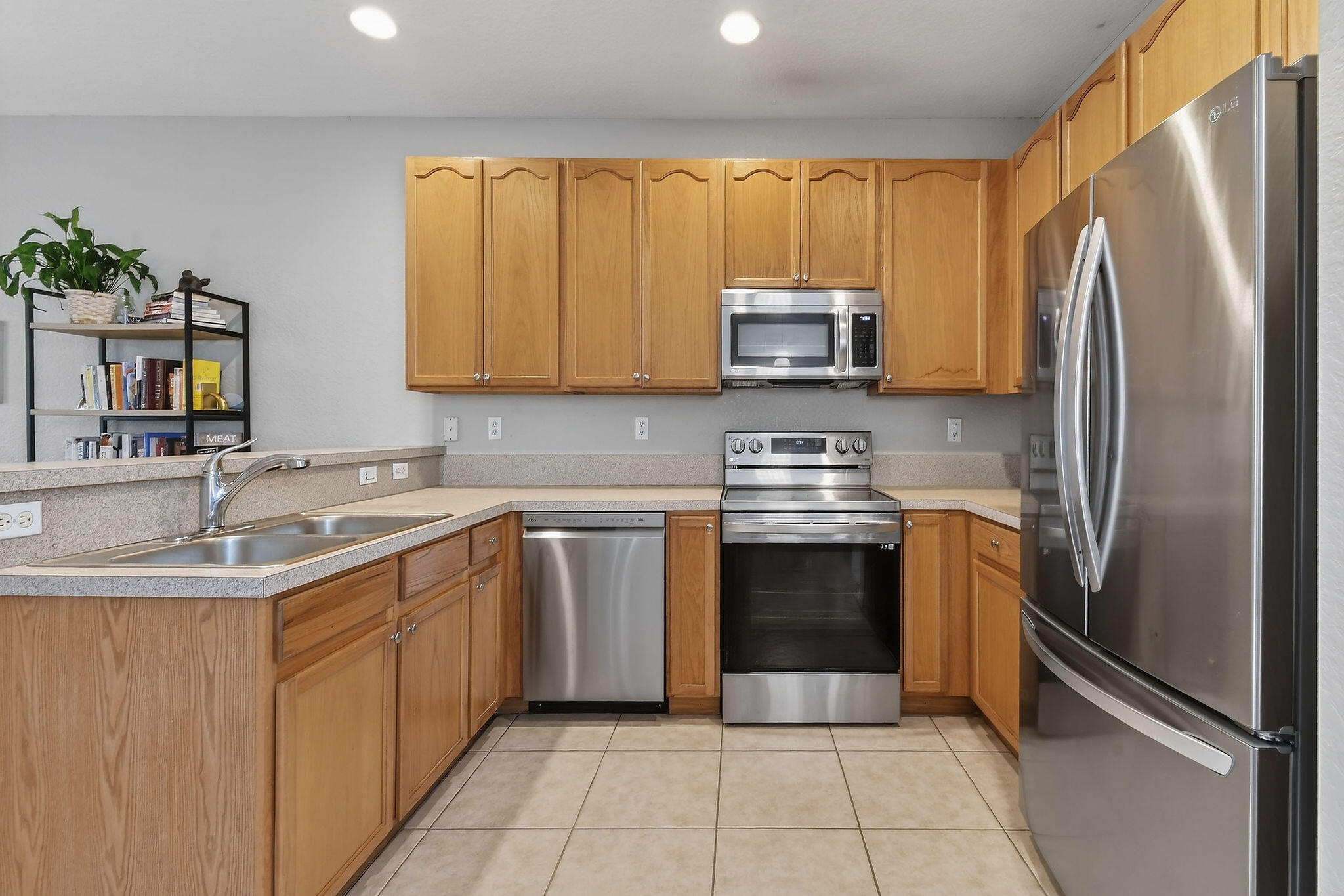 SANDPIPER COVE AT BOTANICA CONDO - Residential