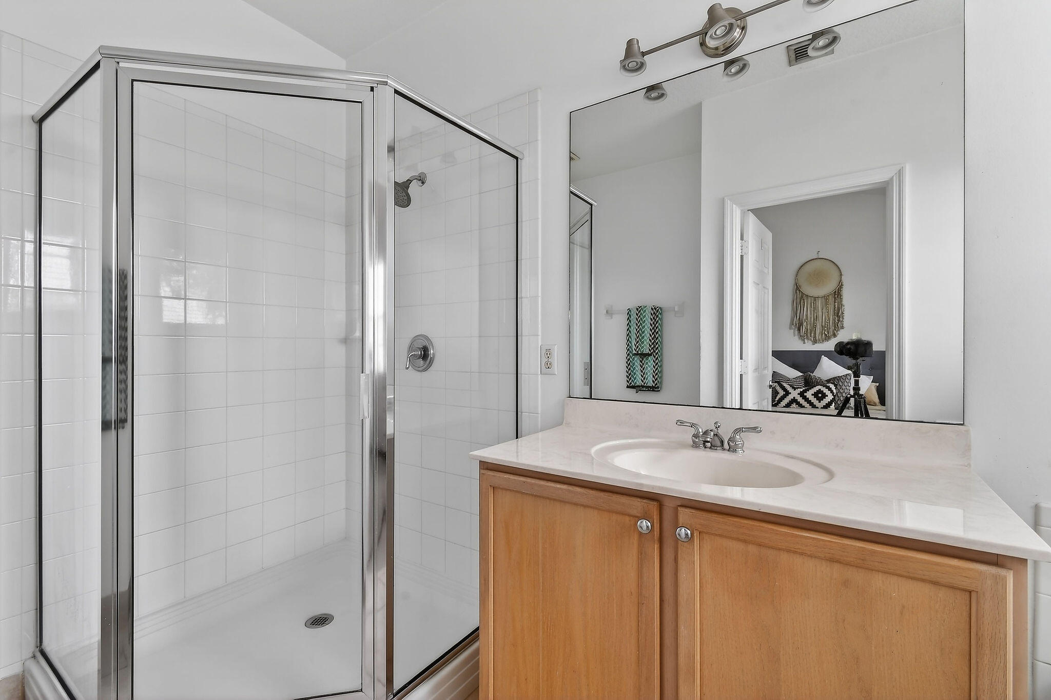 SANDPIPER COVE AT BOTANICA CONDO - Residential