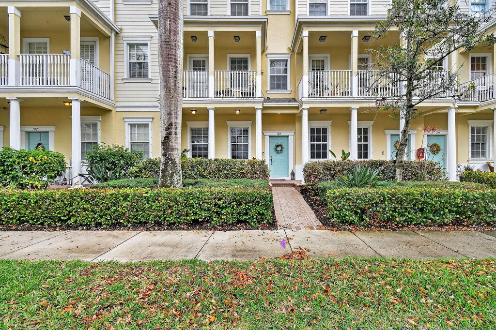 Photo of 355 E Thatch Palm Circle #103, Jupiter, FL 33458 (MLS # B26003063)