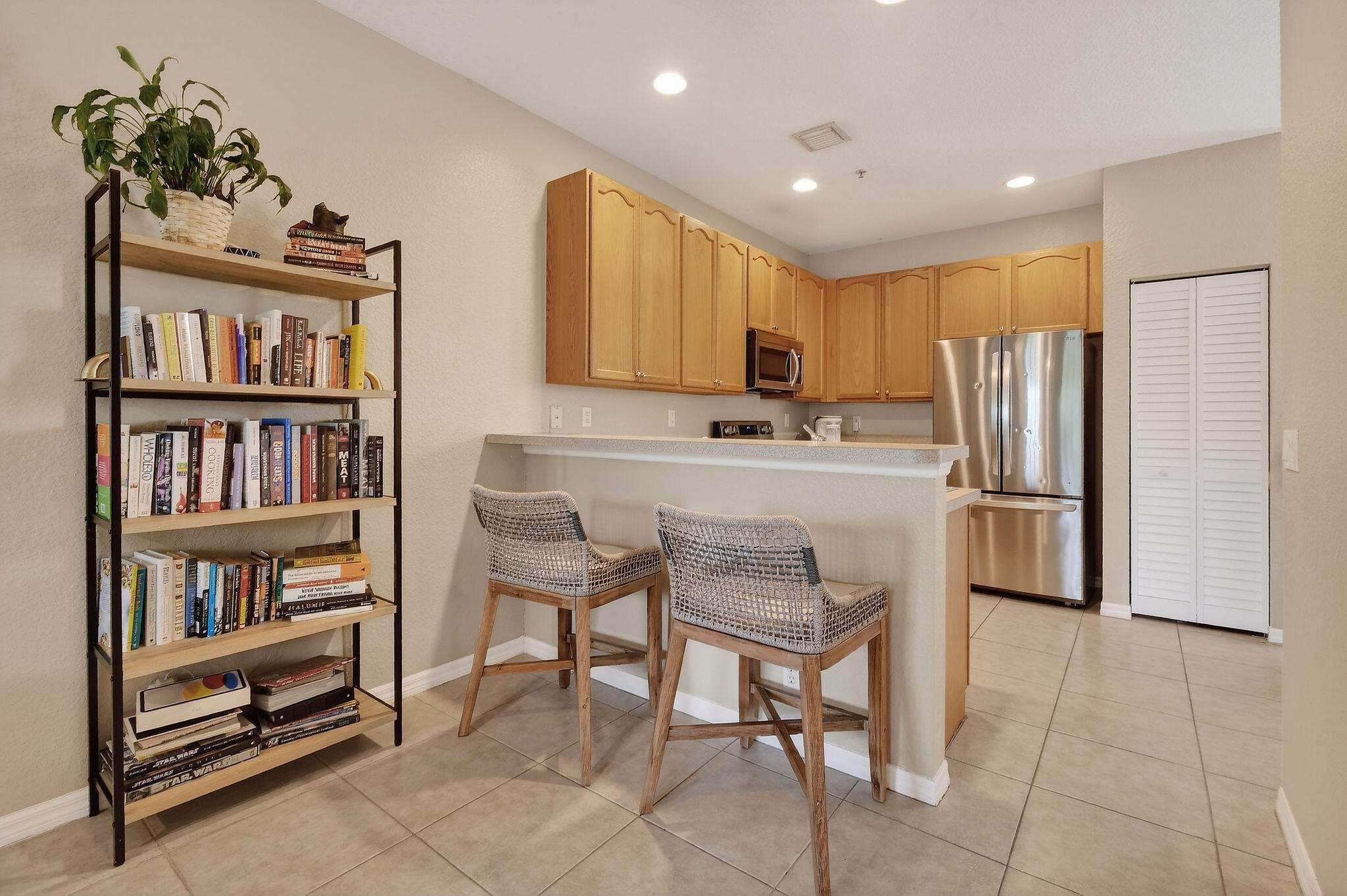 SANDPIPER COVE AT BOTANICA CONDO - Residential