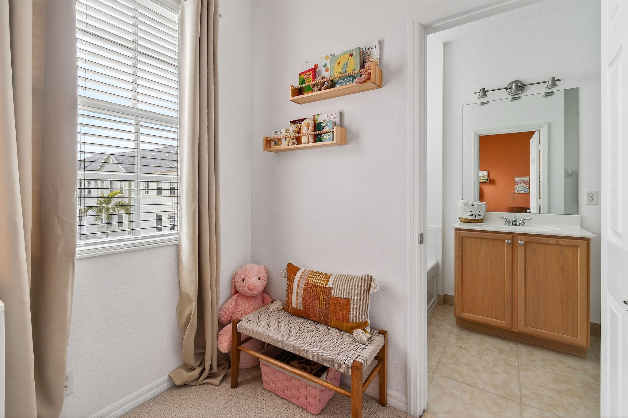 SANDPIPER COVE AT BOTANICA CONDO - Residential