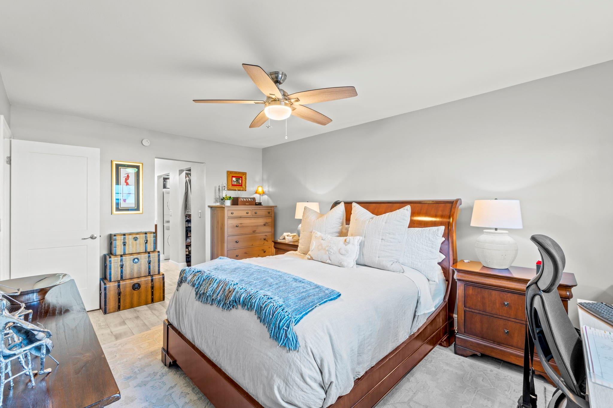 Cypress Club Condo - Residential