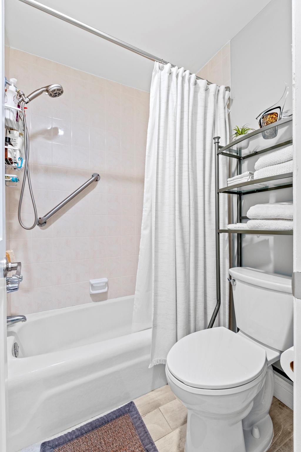 Cypress Club Condo - Residential