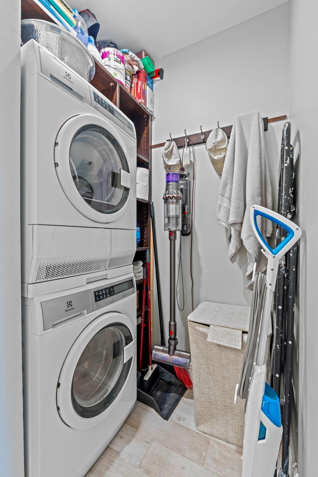 Cypress Club Condo - Residential