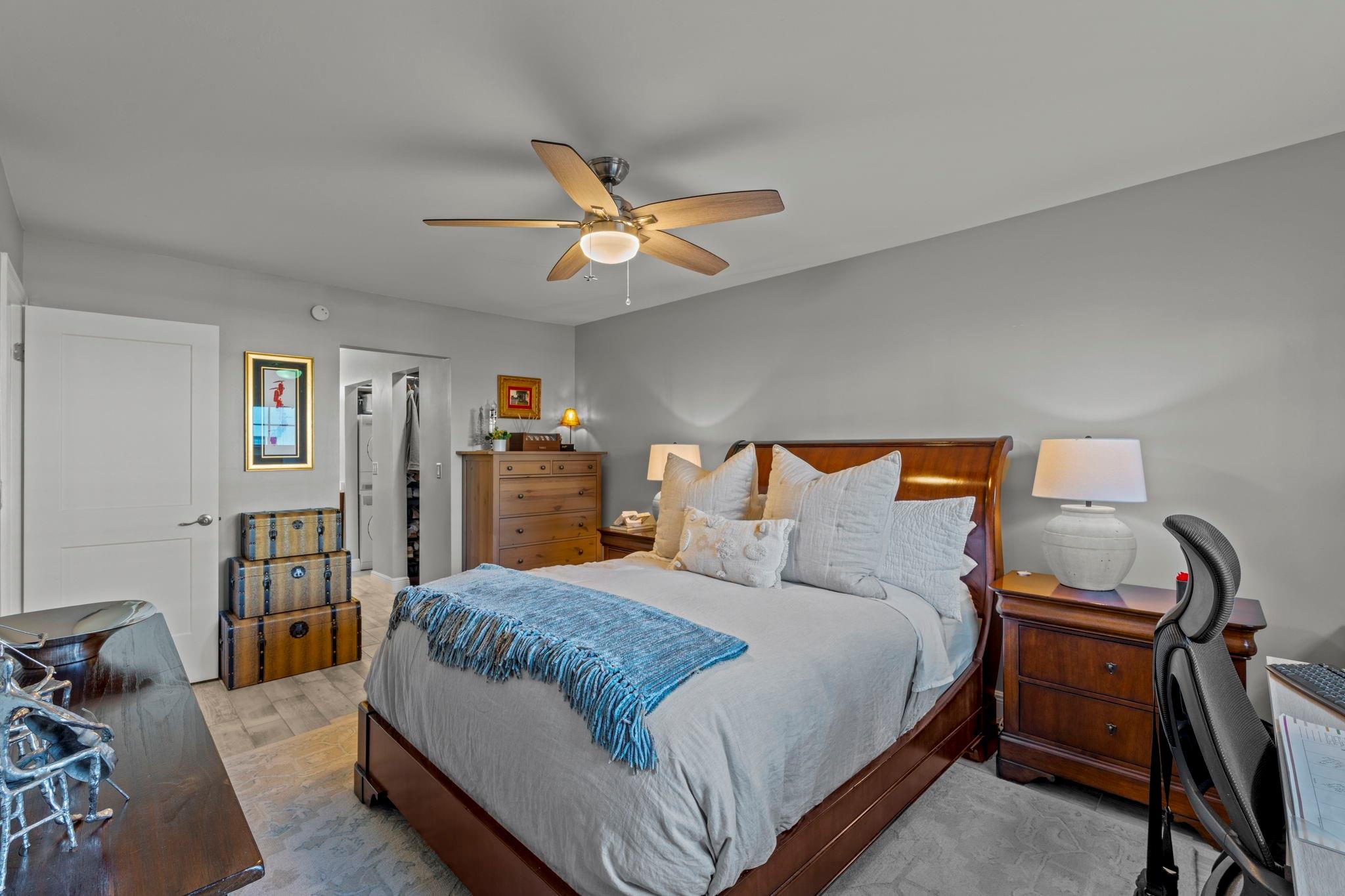 Cypress Club Condo - Residential