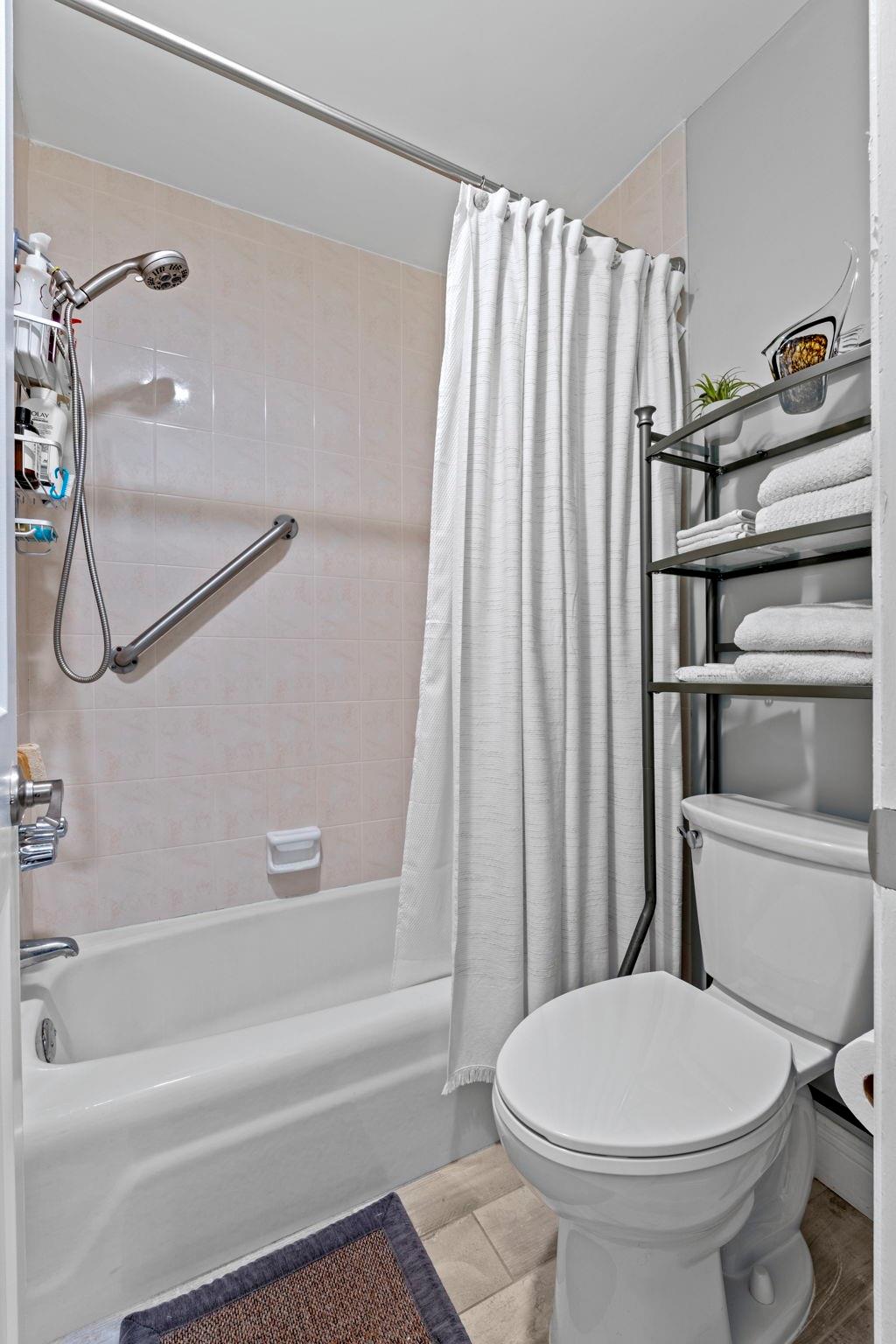 Cypress Club Condo - Residential