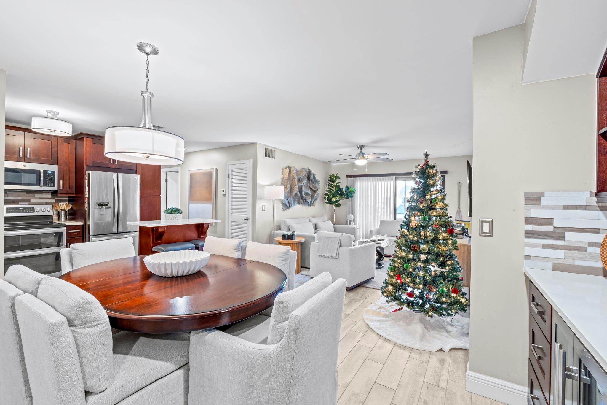 Cypress Club Condo - Residential