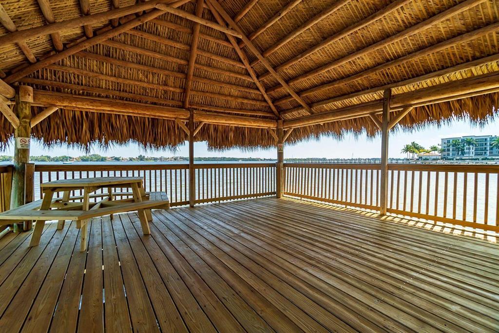 LAKESHORE COLONY I CONDO - Residential