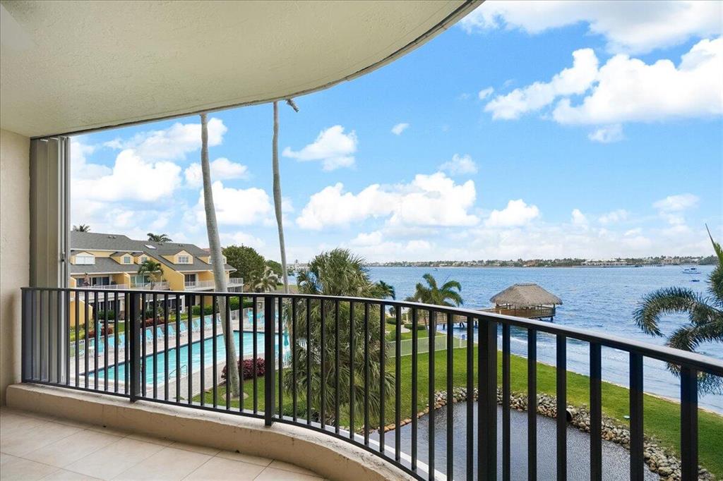 LAKESHORE COLONY I CONDO - Residential