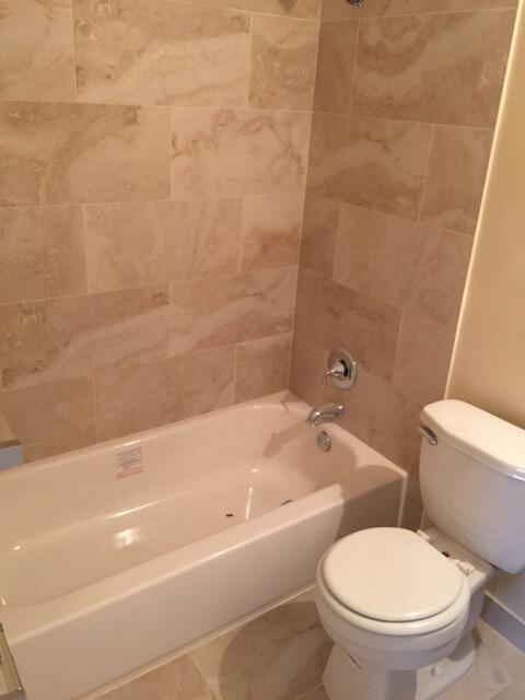 ROYAL OAKS TOWNHOUSE 11 CONDO - Residential