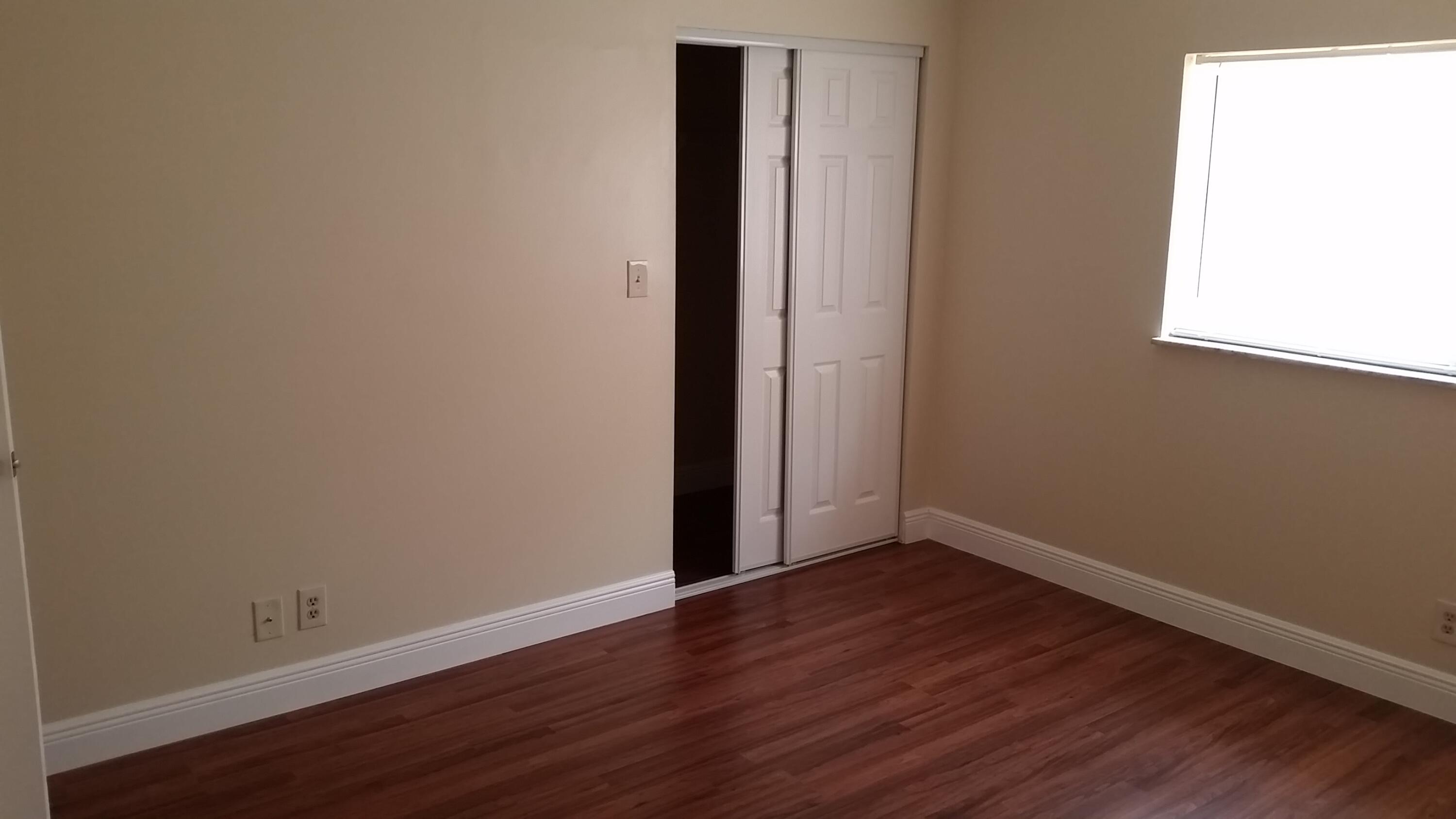 5323 NW 27th Street B4