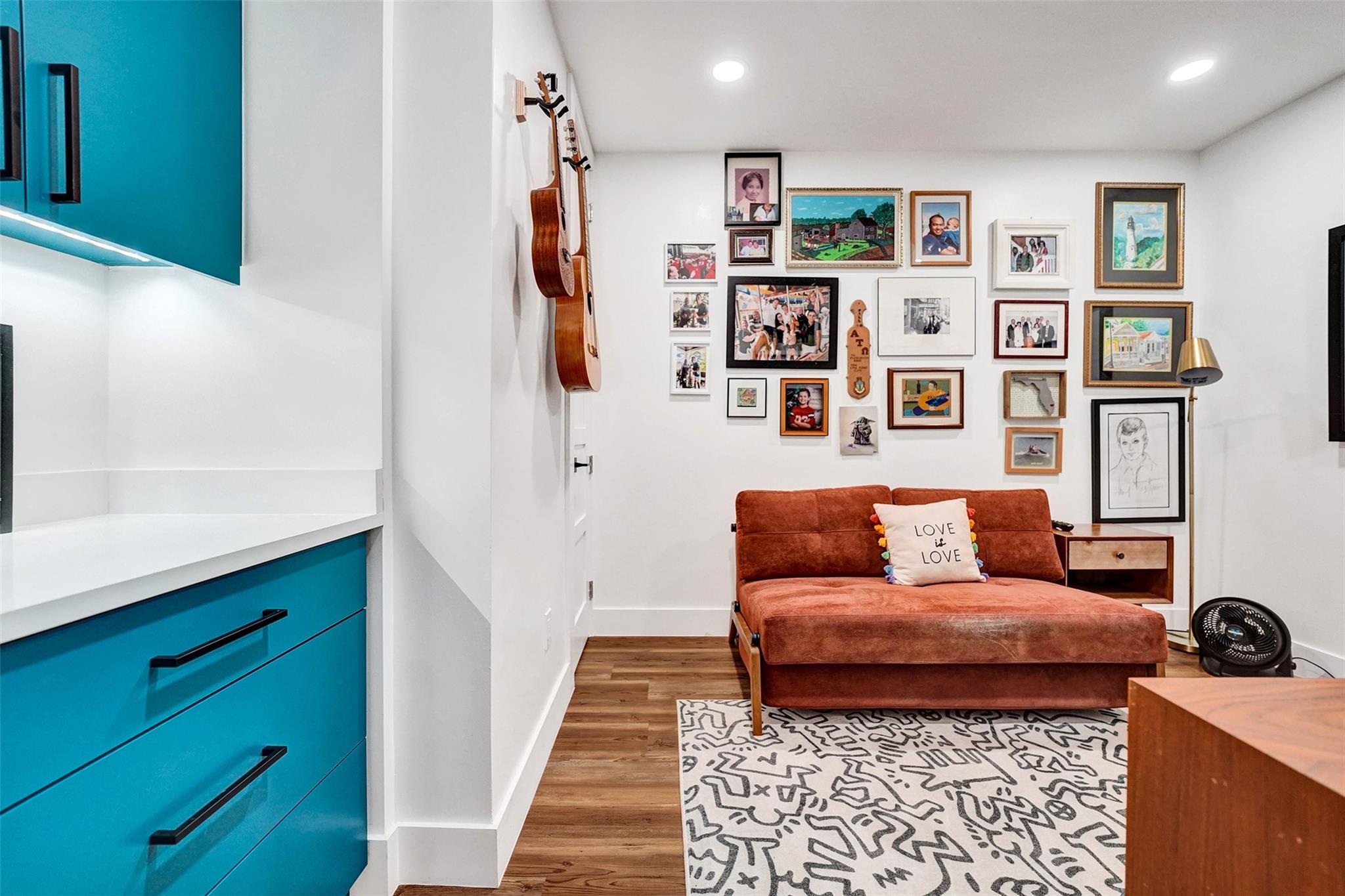 WILTON STATION - Residential