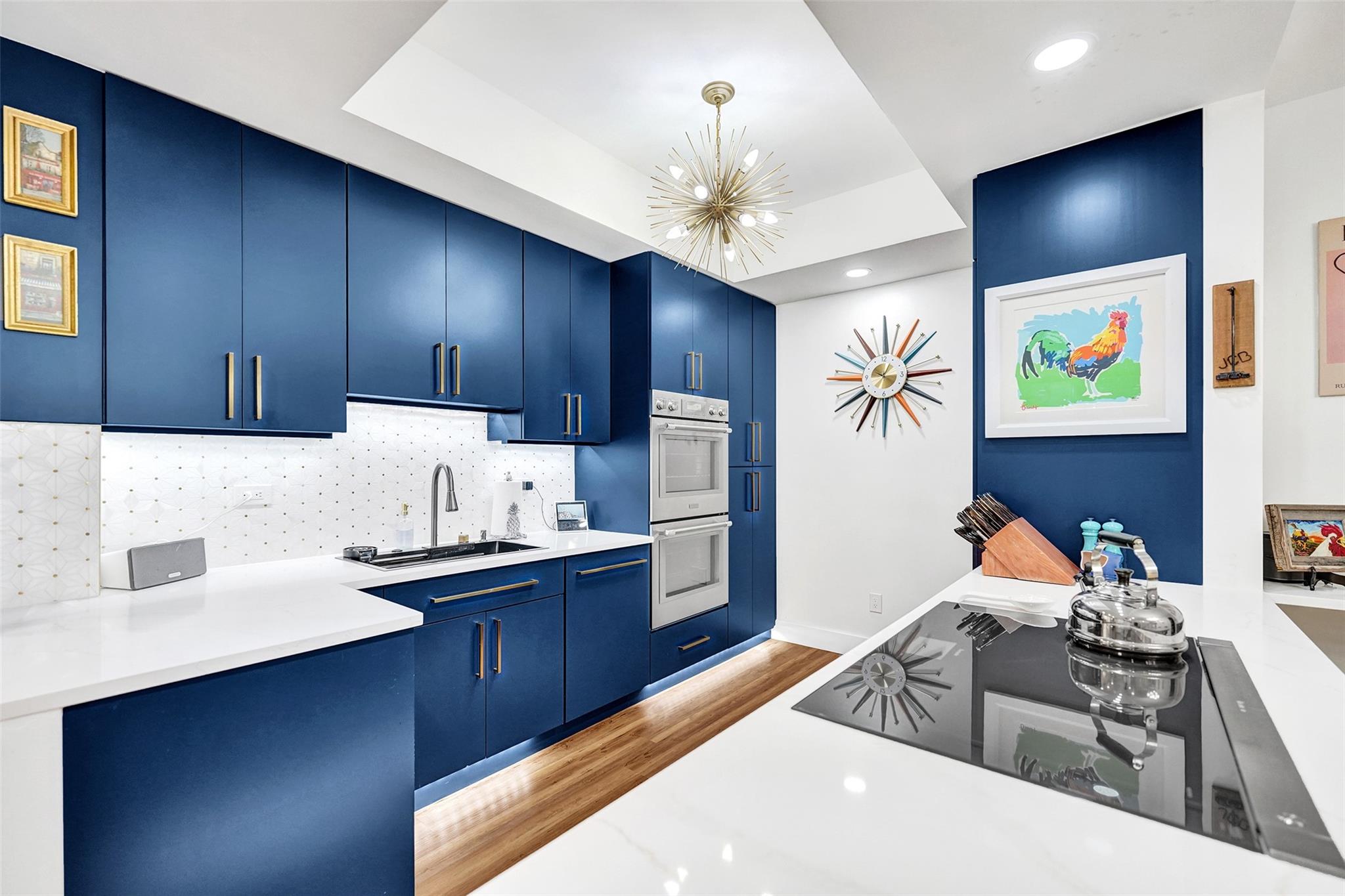 2633 NE 14th Ave 107