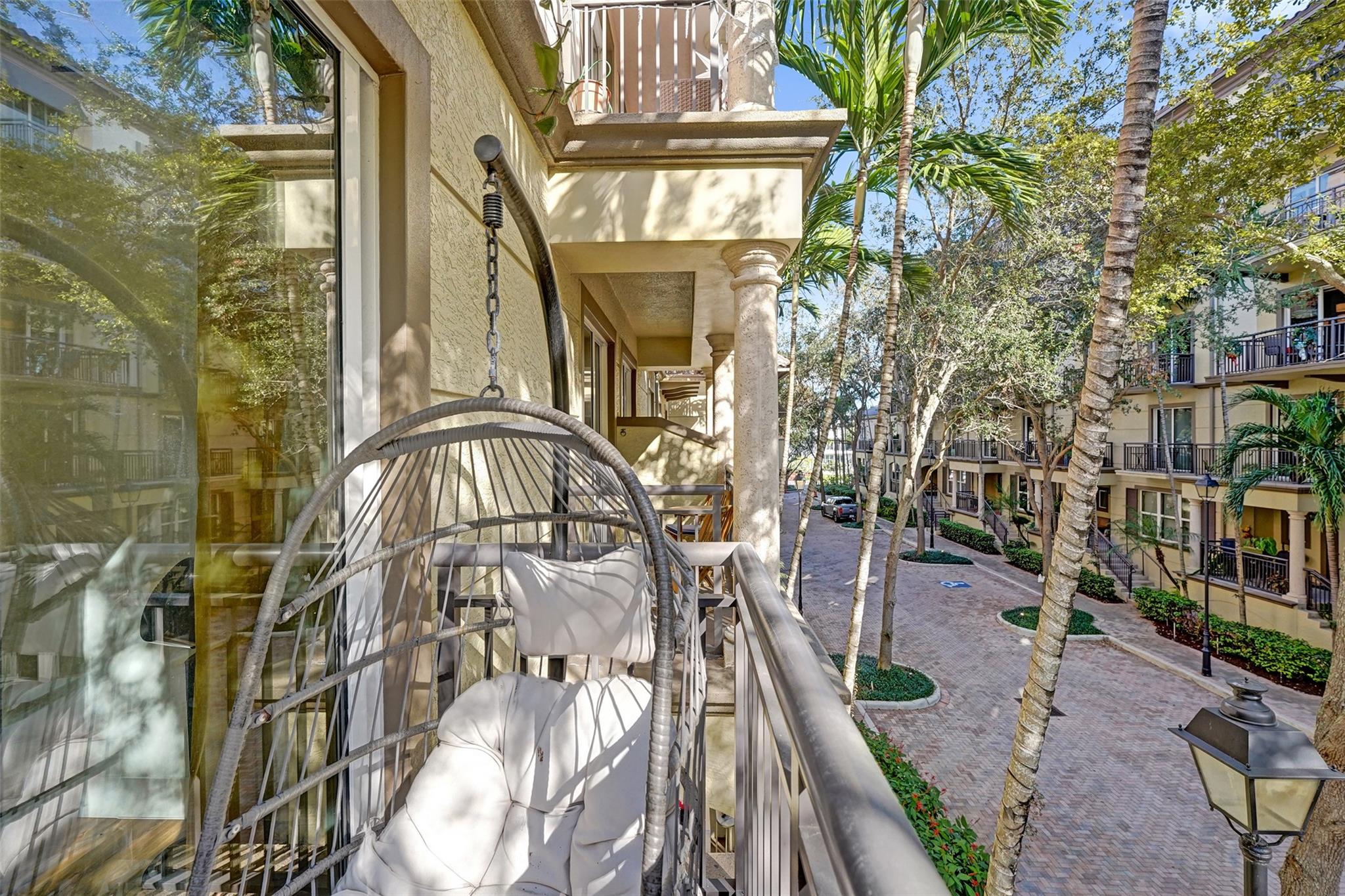 WILTON STATION - Residential