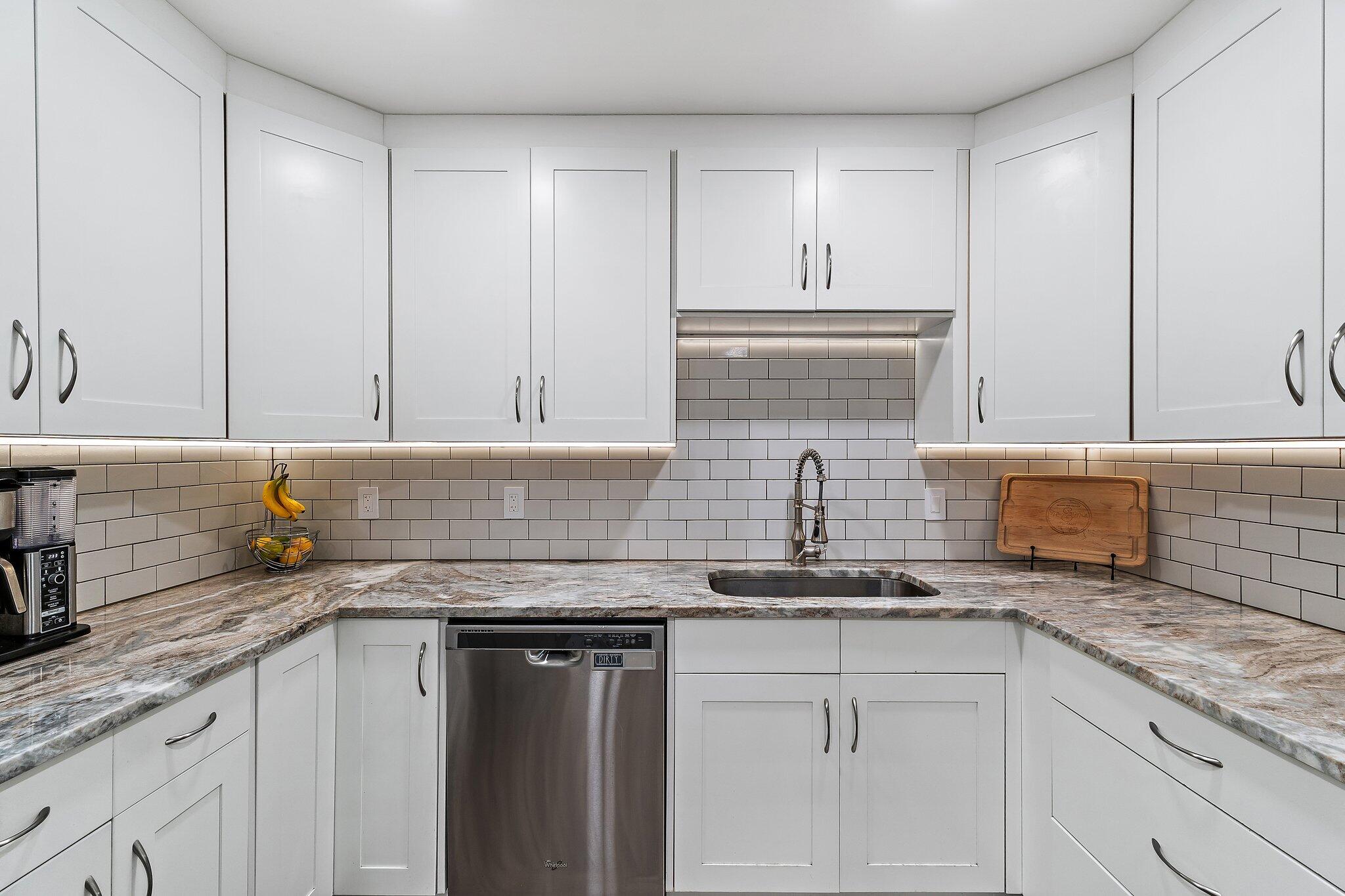 EASTRIDGE ESTATES - Residential