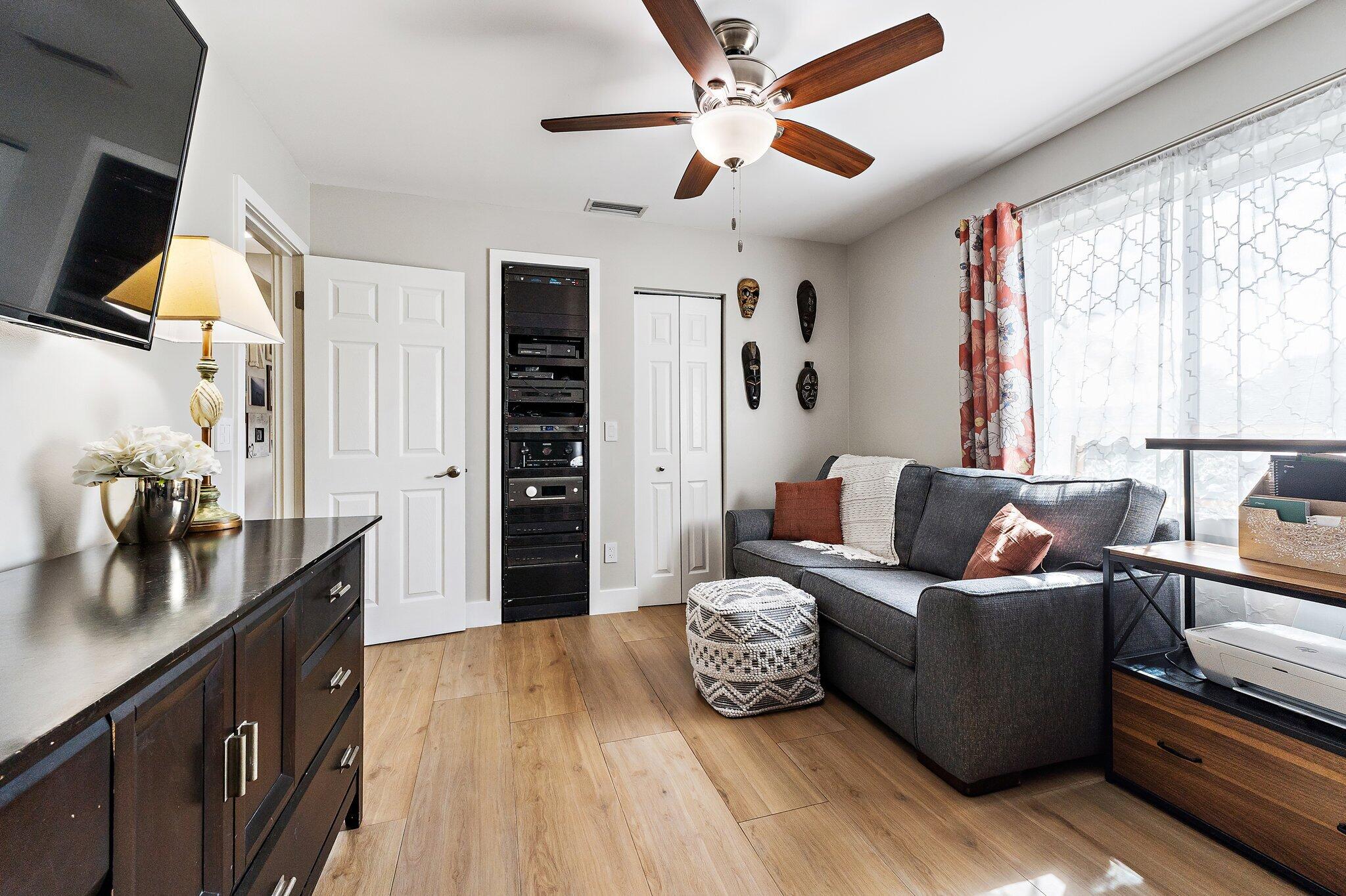 EASTRIDGE ESTATES - Residential