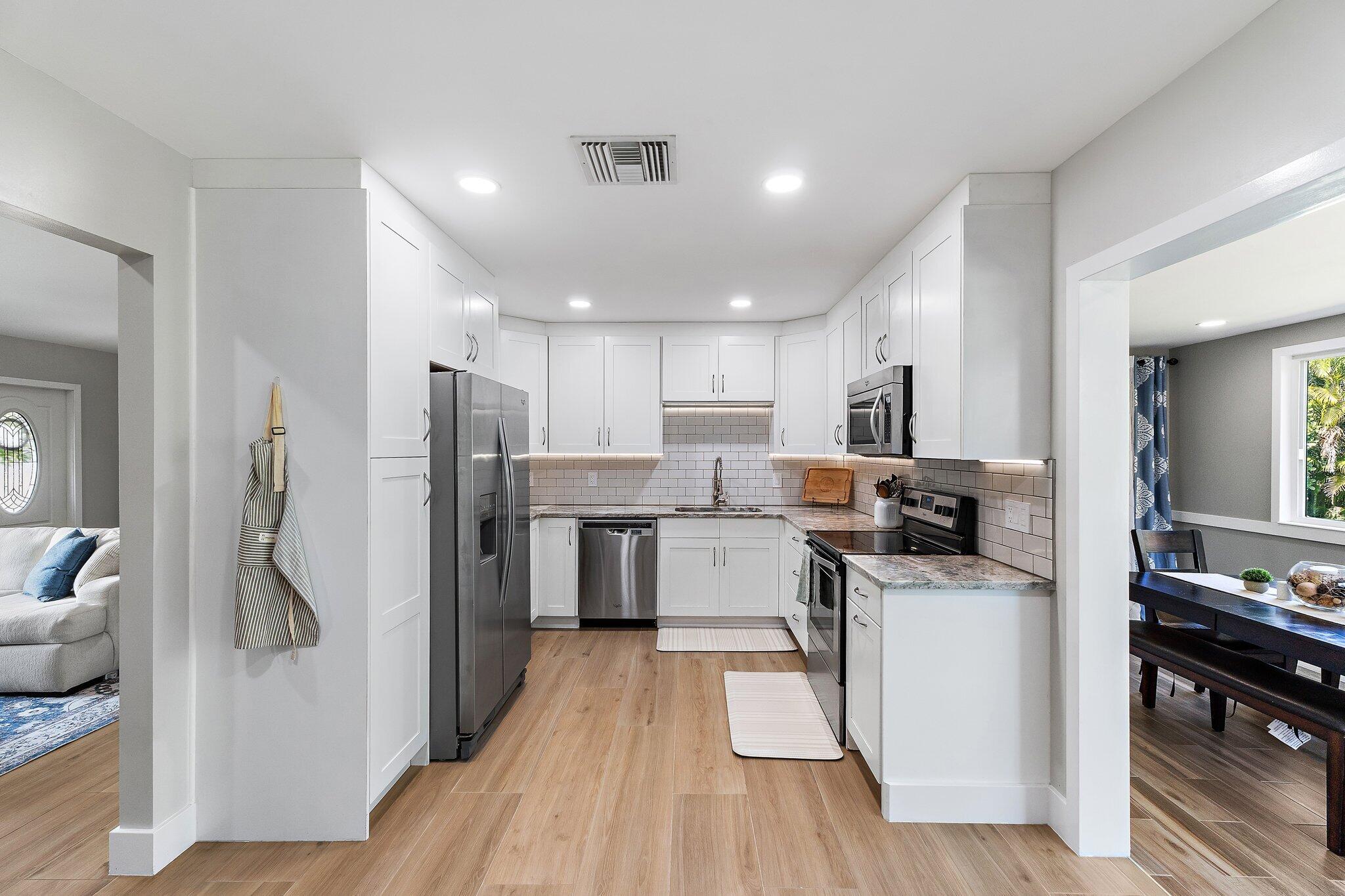 EASTRIDGE ESTATES - Residential