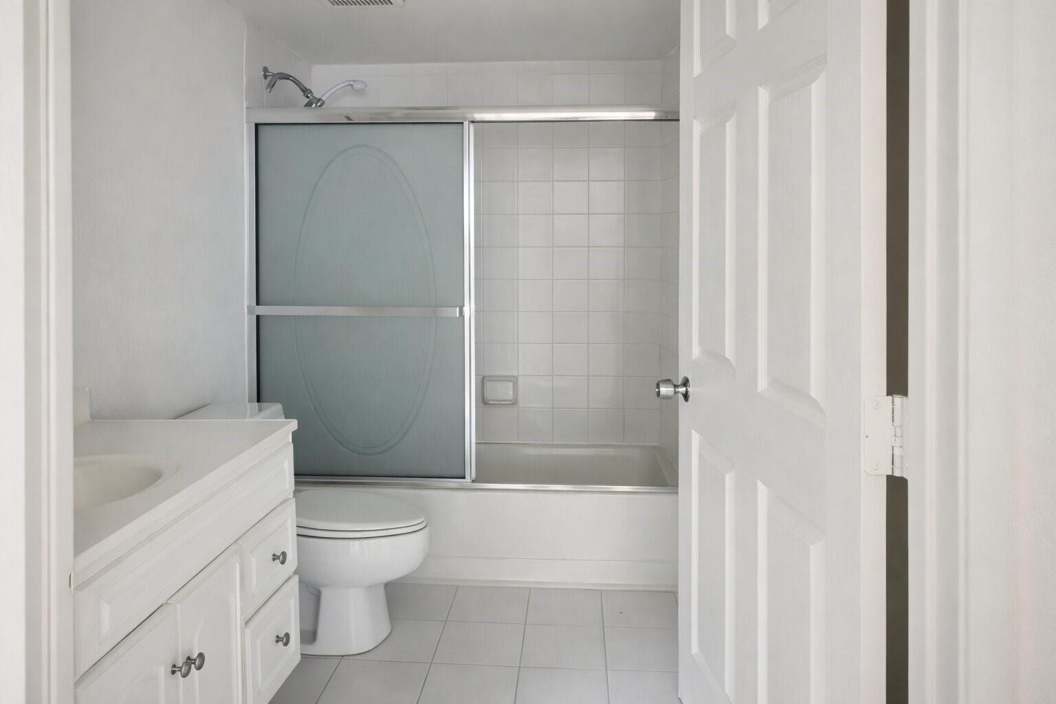 8185 NW 7th Street 214