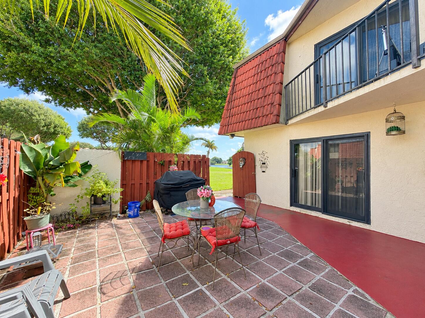 3838 Victoria Drive
