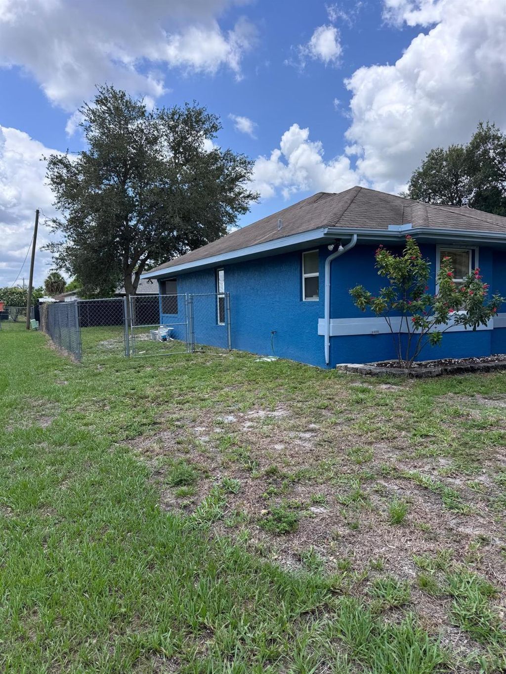 Photo of 908 SW Connecticut Terrace, Port Saint Lucie, FL 34953 (MLS # R11094490)