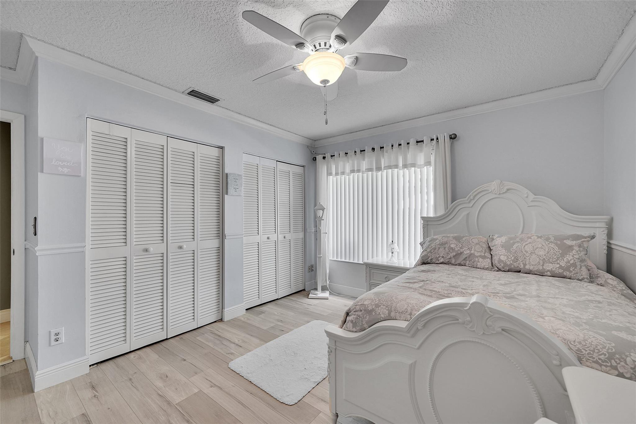 Jacaranda Lakes - Residential
